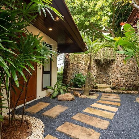 Nai Harn Baan-Bua Villas 외부 사진